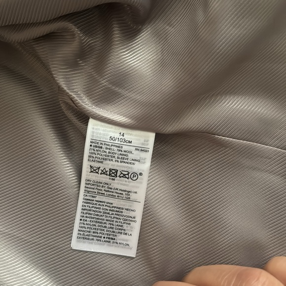 Short Jacket. 79% wool - Picture 7 of 8